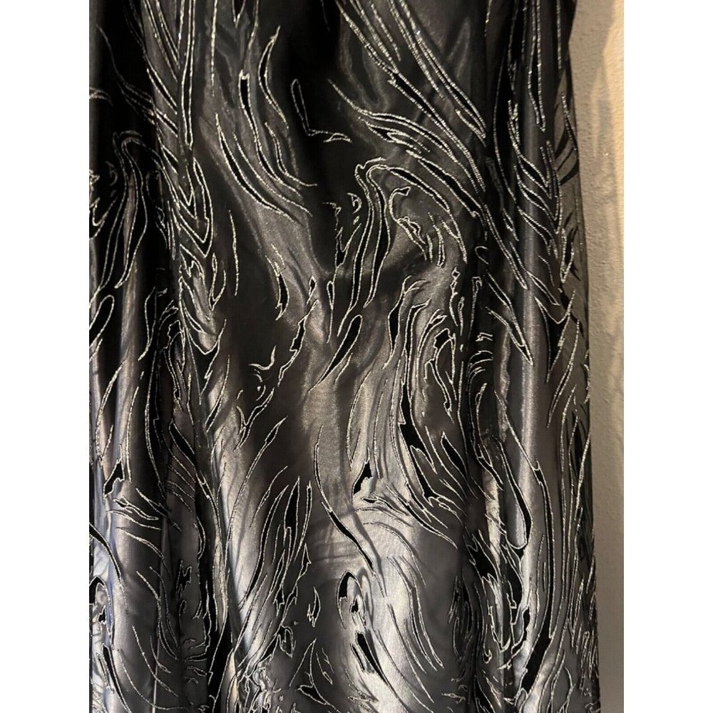 Black Midi Dress with Textured Swirl Pattern - Picture 9 of 9